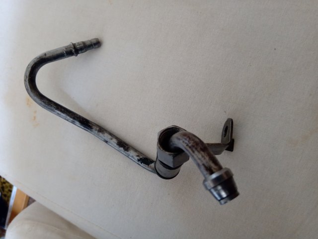 PAS hard line Dec 2002 Fiesta UK (RHD on left lane), with air-conditioning.jpg