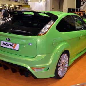 Ford-Focus-RS-Koni-2012-Photo-01.jpg